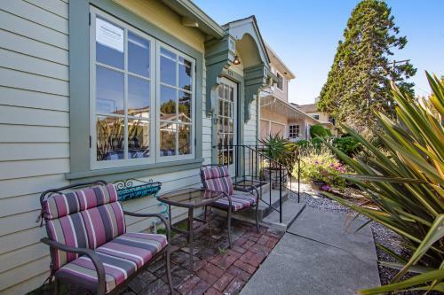 Beach Hill Bungalow