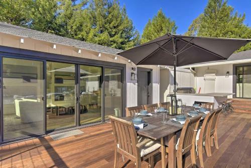 Sonoma Area Oasis Spacious Pool Deck With Grill