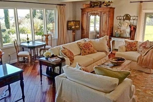 Private Ranch Resort-vineyard View And Infinity Pool