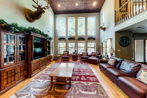 Evergreen Lodge