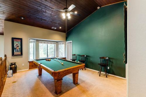 Evergreen Lodge