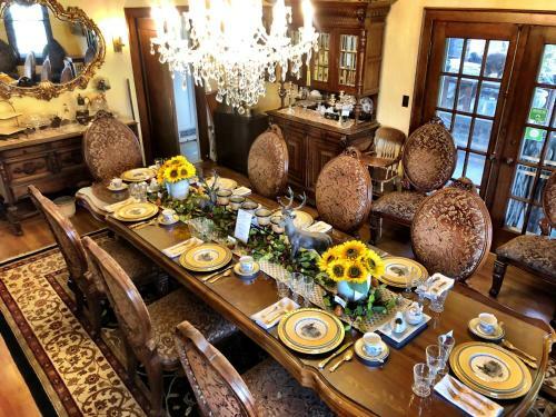The Inn On Knowles Hill Bed & Breakfast Hotel