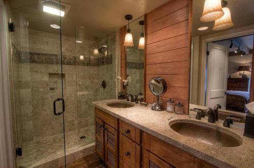 Swimsuit Required By Lake Tahoe Accommodations
