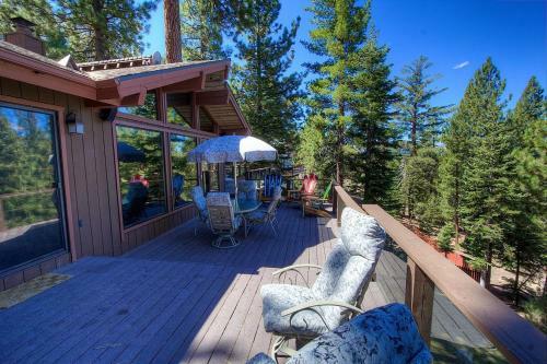 Heavenly Tree House By Lake Tahoe Accommodations