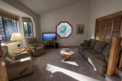 Aspen View Lodge By Lake Tahoe Accommodations