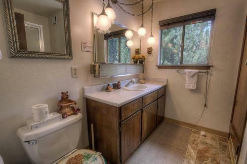 Bambis Bunkhouse By Lake Tahoe Accommodations