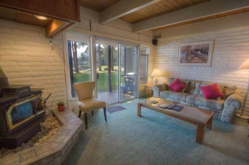 Walk On Water By Lake Tahoe Accommodations