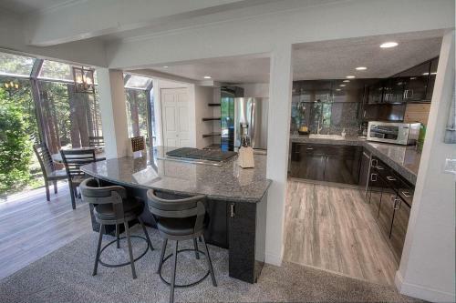 Snowbird Forest By Lake Tahoe Accommodations