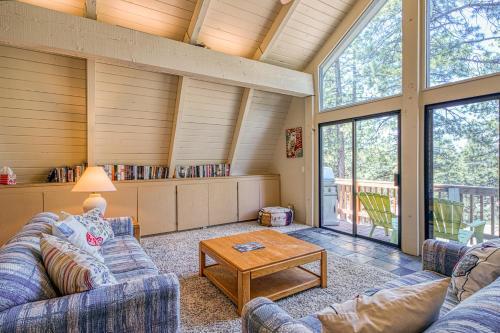 Mountain Peak Chalet