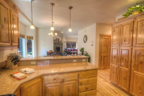Casa Angora By Lake Tahoe Accommodations