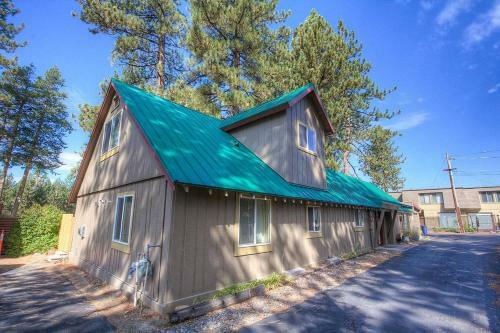 Meadow Lake Lodge By Lake Tahoe Accommodations