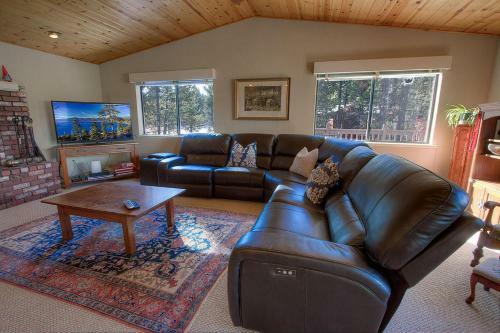 Waterfront Serenity By Lake Tahoe Accommodations