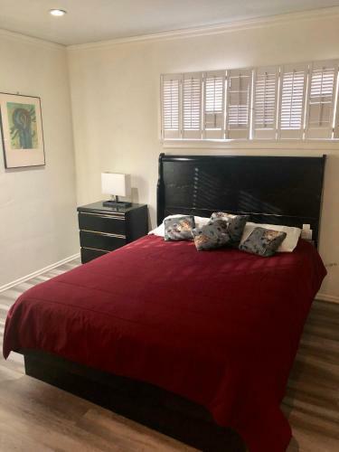 Lovely 2 Bedroom Home With A Pool