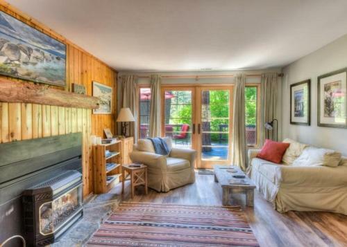Foursome Cabin Cabin