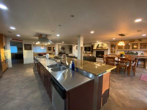 Tv-392 - The Vineyard Estate
