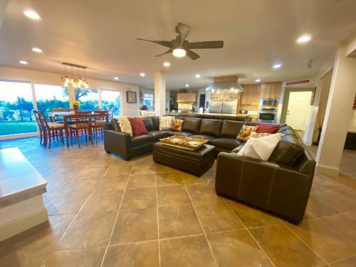 Tv-392 - The Vineyard Estate