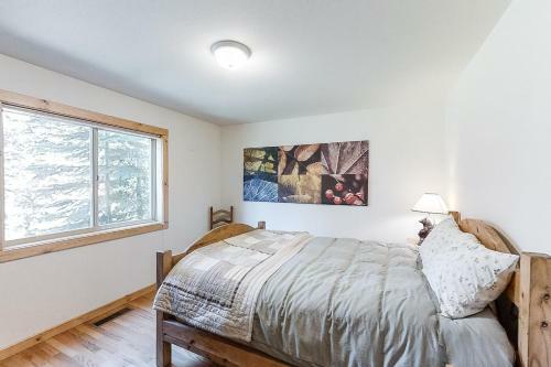 Prosser Lake Family Home
