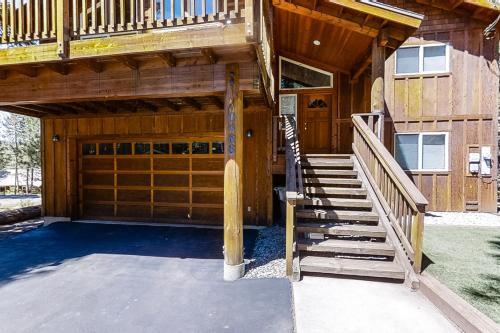 Prosser Lake Family Home