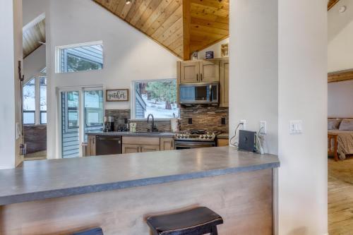Mountain Willow Lodge