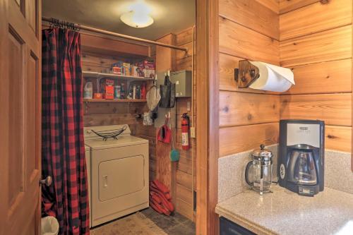 Idyllic Northstar Cabin With Shuttle 2 Mi To Resort!