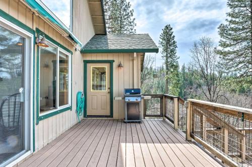 Pet-friendly Mtn Home With Deck, 3 Mi To Hiking