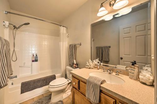 Pet-friendly Mtn Home With Deck, 3 Mi To Hiking