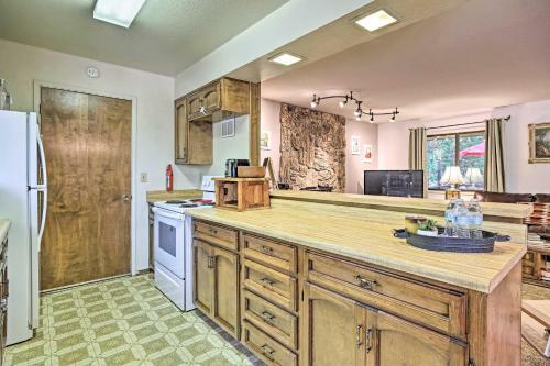 Quaint Nature Lovers Hideaway In Twain Harte