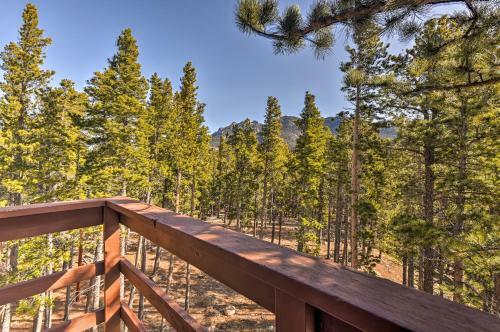 5-acre Allenspark Cabin With Rocky Mntn Views And Pond