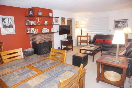 Apartamento 100 Dean St E #1a (203032-4273) Condo