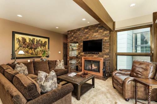 Durant Condominiums Unit C6