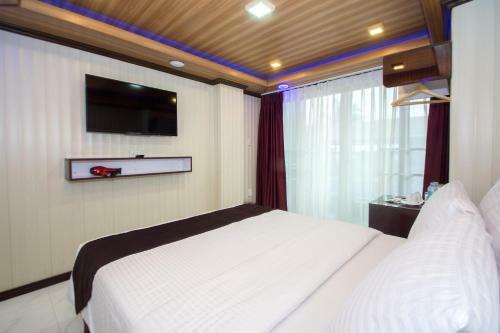 Hotel Diamond Water Edge Resort