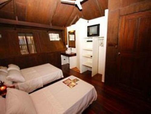 Hostal Boracay Pito Huts