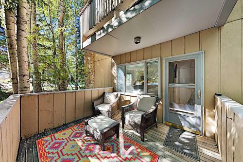 Apartamento Upscale West End Hideaway - Walk To Downtown Condo