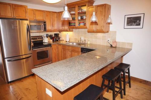 100 Dean St E #2b