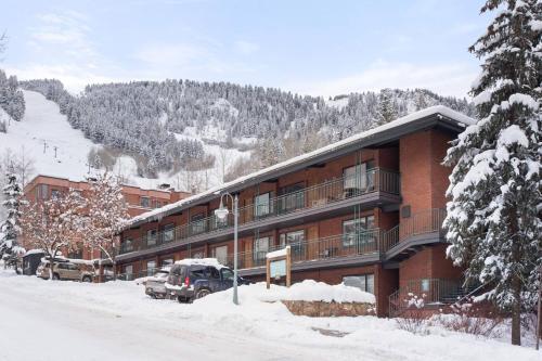 Aspen Mountain Condominiums 1c