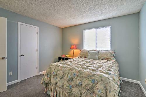 Aurora House With Private Yard And Deck - Near Denver!