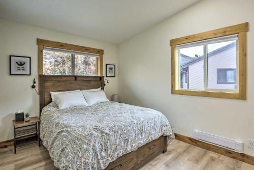 Apartamento Mountainside Retreat With Grill And Ski Shuttle Access