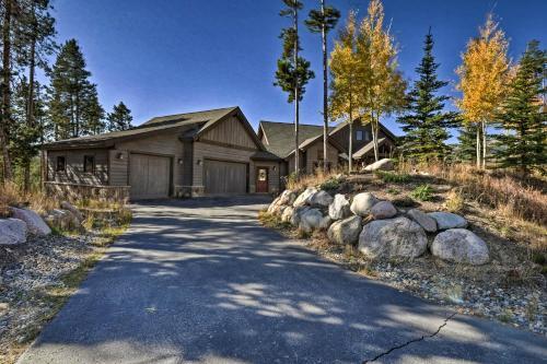 The Range Group Escape In Breck By Colorado Trail