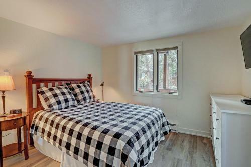 Apartamento Lances West 13 Condo