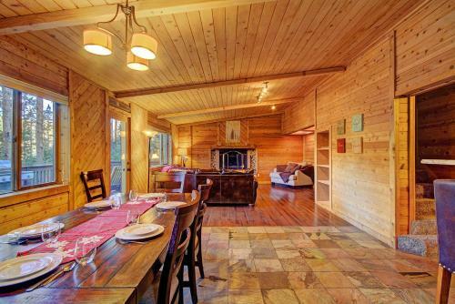 Gasthaus Breck Home