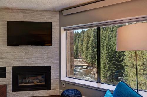 Powderhorn 203b