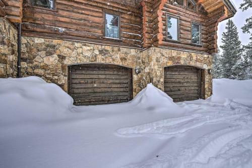 Luxury Cabin With Mountain Views About 12mi To Ski Resort