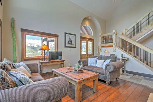 Exceptional Breckenridge Sky Lodge With Hot Tub!