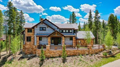 Snowflake Chateau Ski In Ski Out Luxury Home