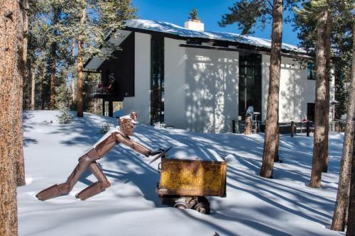 Miners Peak Residence