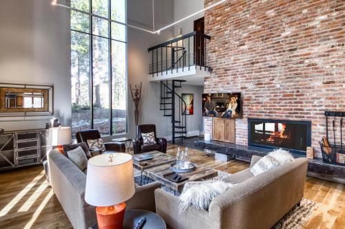 Miners Peak Residence