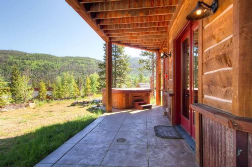 Grand Campion Home