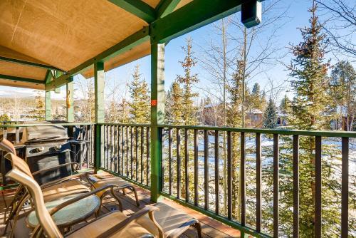 Twin Elk Lodge