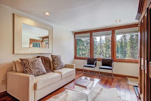 Summit Solitude Estate Home