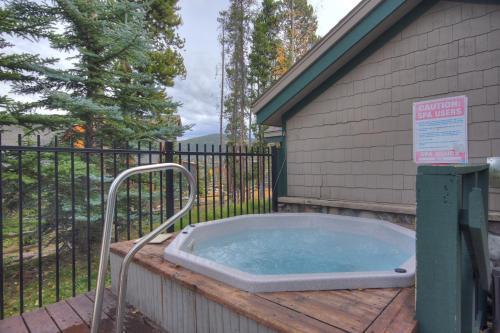 Twin Elk Lodge B5 Townhouse